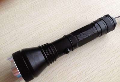 強(qiáng)光手電筒鋁合金外殼硬質(zhì)氧化工藝要求